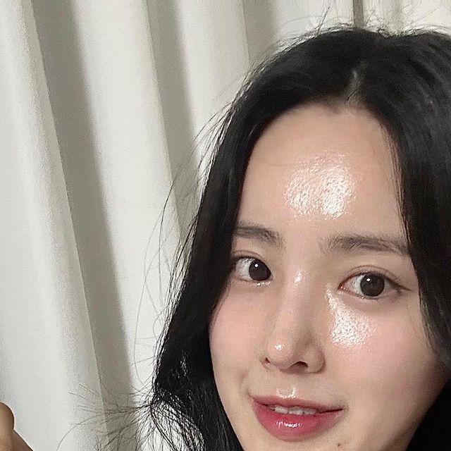 ✨ 𝕛𝕦𝕙𝕪𝕦𝕟✨ on Instagram: "#협찬 더마맥스 센텔라 앰플 🌱멀티펩타이드,콜라겐,식물성 줄기세포 성분 베이스로 주성분인 병풀추출물이 피부를 진정시켜주고 보습력이 아주 높습