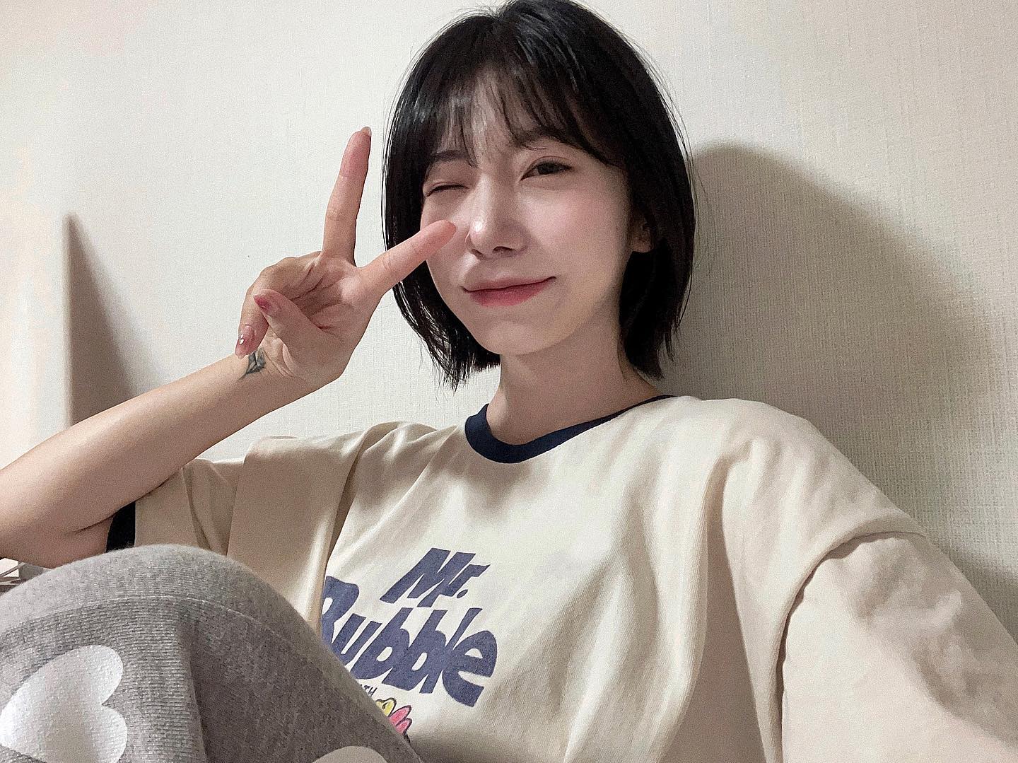 바지도 기엽꼬 티셔스도 기엽꼬 기여운 나✌🏻