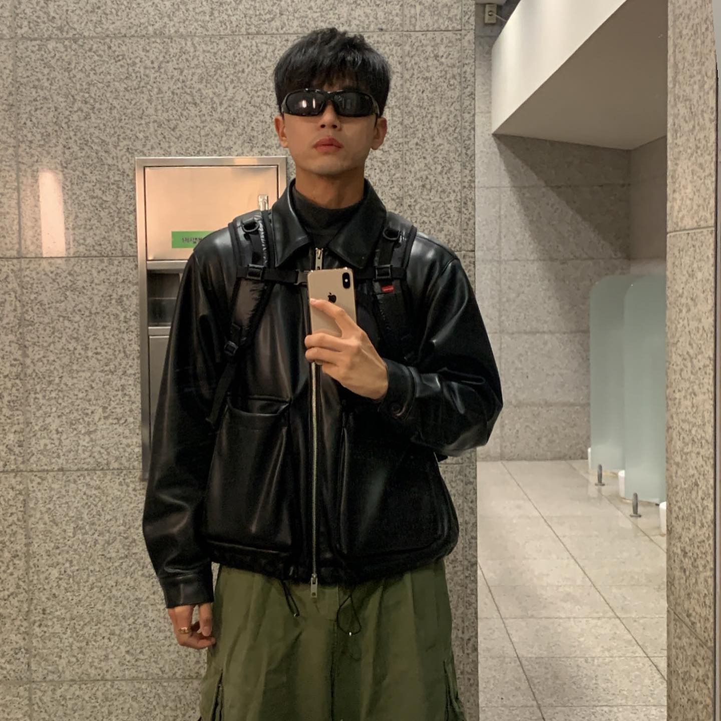 눈 업데이트하고 머리 잘랐음