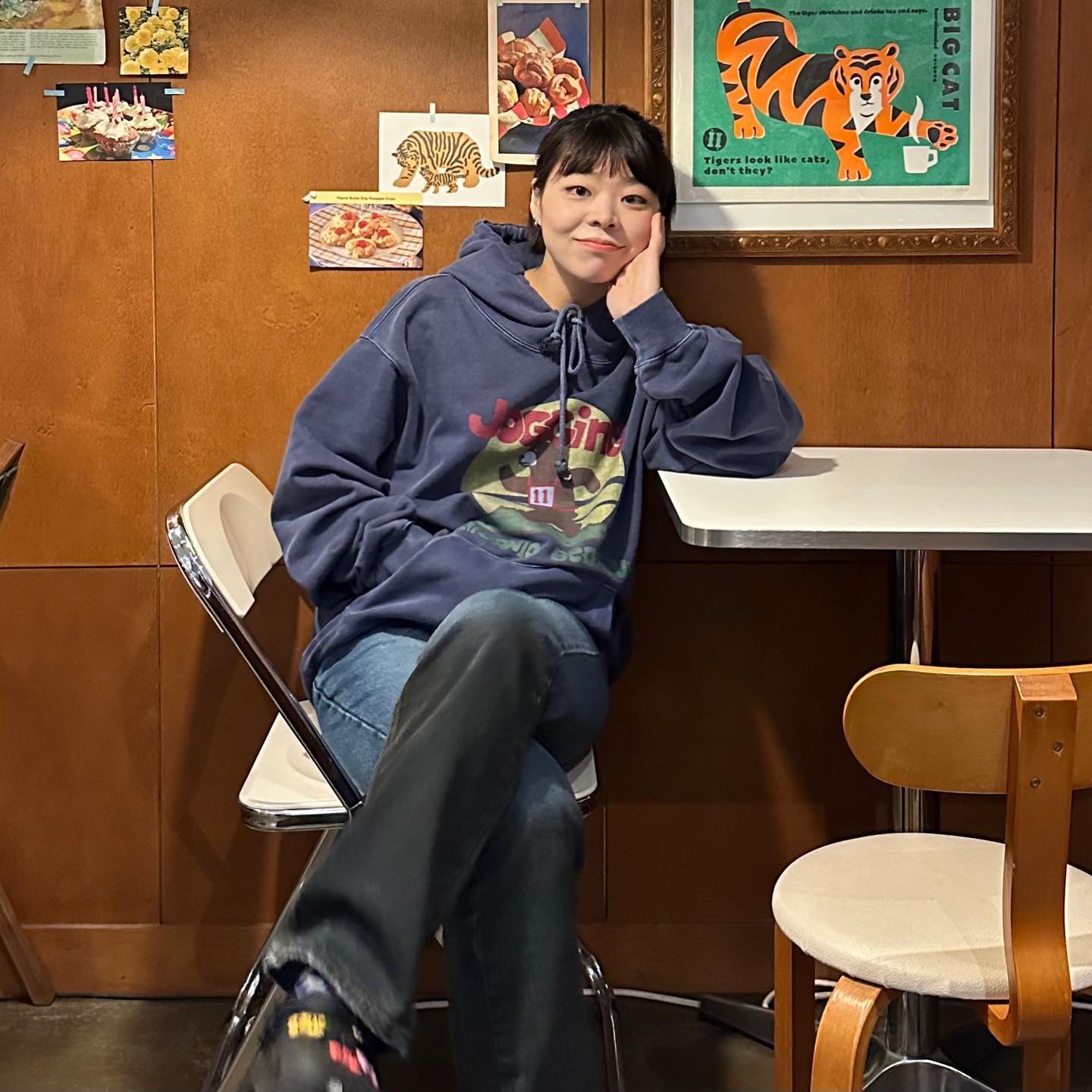 조깅베어입고
최애 카페 피크닉 타이거에 갔다
곰과 호랑이랑 함께한
동물 좋아하는 내겐 제격인
날이여땨 🐻🐯🌿☁️
-
-
-
-
-
-
#일상#일기#빅웨이브#빅웨이브컬렉티브#피크닉타이거#광교#해삐한목욜#bigwavecollective#bigwave#🐻🌊🧡