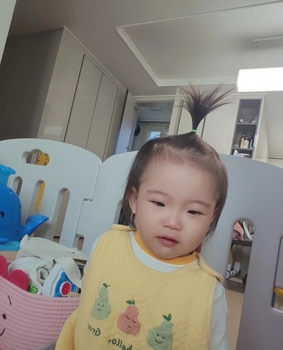 #첫줄

#아구이뻐#♡_♡

#미소천사#하엘

#아빠의비타민

#오늘도열심히벌어야지

#힘내자#화이팅👊