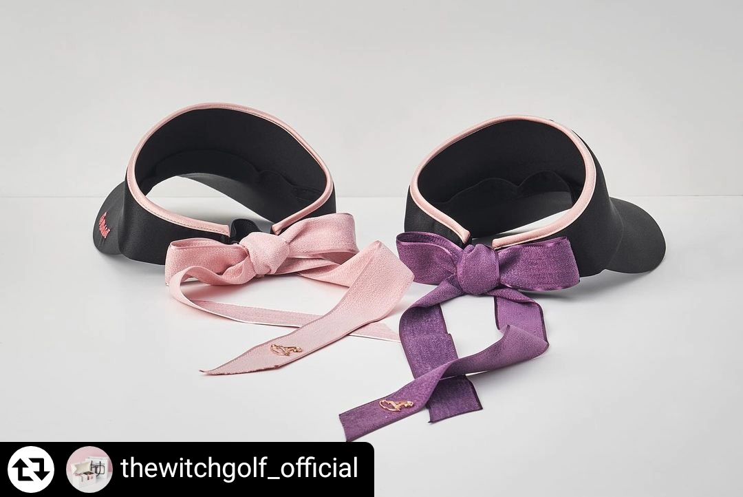 #리그램 - thewitchgolf_official by get_regrammer
#더위치골프 #리본썰랙썬캡 #신제품출시 9센티 헤드 썬캡 
7개의 리본 중 개성에 따라 자신만의 아이템을 고를 수 있는 썬캡 

곧 출시 됩니다^^