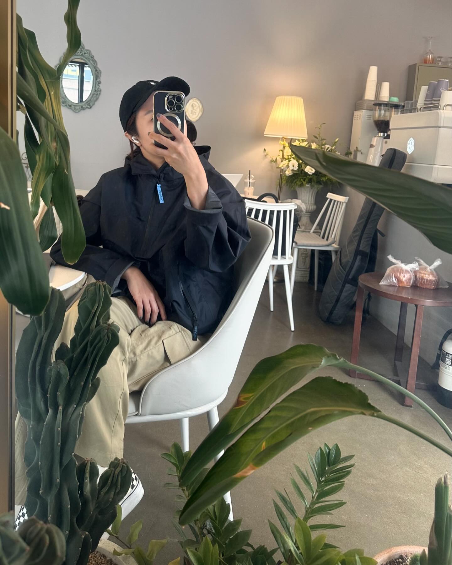 오랜만에 내 최애카페🥤 불과 며칠전 사진인데 너무 더워보인다
