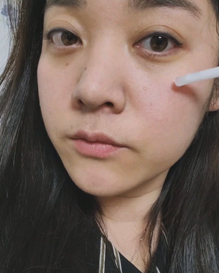 #협찬 요즘처럼 건조한 날씨에는 각질이 너무 신경쓰여요! 촉촉하게 잘 발리는 시카 앰플이라니! 너무 기대되었는데요 바르자마자 촉촉해짐이 얼굴에 느껴지는거 있죠?  #엔타이밍 #엔타이밍앰플 #속건조 #트러블관리 #진정앰플 
빠르게 흡수되는 특징이 있는 제품으로 속건조와 붉은기 해결도 오케이! 피부 물광 효과까지 톡톡히 챙길 수 있으니깐 ㅎ^^ 저처럼 건조가 심한 분들은 붉은기 진짜 걱정 많잖아요 ! 그런 분들을 위해서 더욱 추천 #여드름피부관리 #민감성피부화장품 #트러블진정 #진정관리 #진정효과 #고농축앰플 
의심성분은 제로! 식물성 단백질, 락토바실러스, 밀크세라마이드, 세라마이드 같은 유효성분만 들어있고 저자극 임상 시험도 통과된 안전성 있는 제품이라 믿음직~ 게다가 비건 인증 브랜드라니! 지구도 생각하고 건강까지 모두 챙긴 #트러블앰플 #여드름앰플 #속건조앰플 #수분앰플추천 
하이드롤라이즈드우유단백질리포좀으로 미백효과까지~ 피부 면역과 장벽 강화의 락토 바실러스로 올 겨울 건조감 해결~ #민감성화장품 #속건조해결
ntiming_official_kr