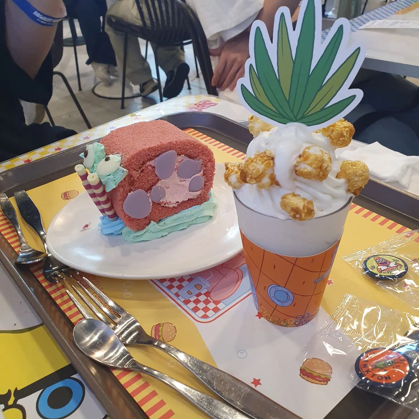 #스폰지밥#팝퍼블#스폰지밥카페