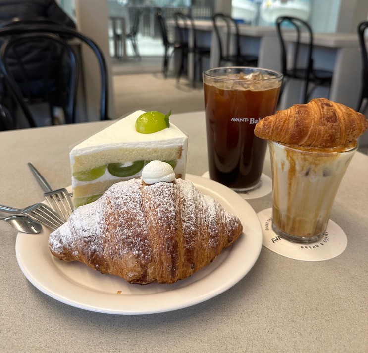 디저트 빵 케이크 맛집 명동 가성비 카페 추천 '아방베이커리'