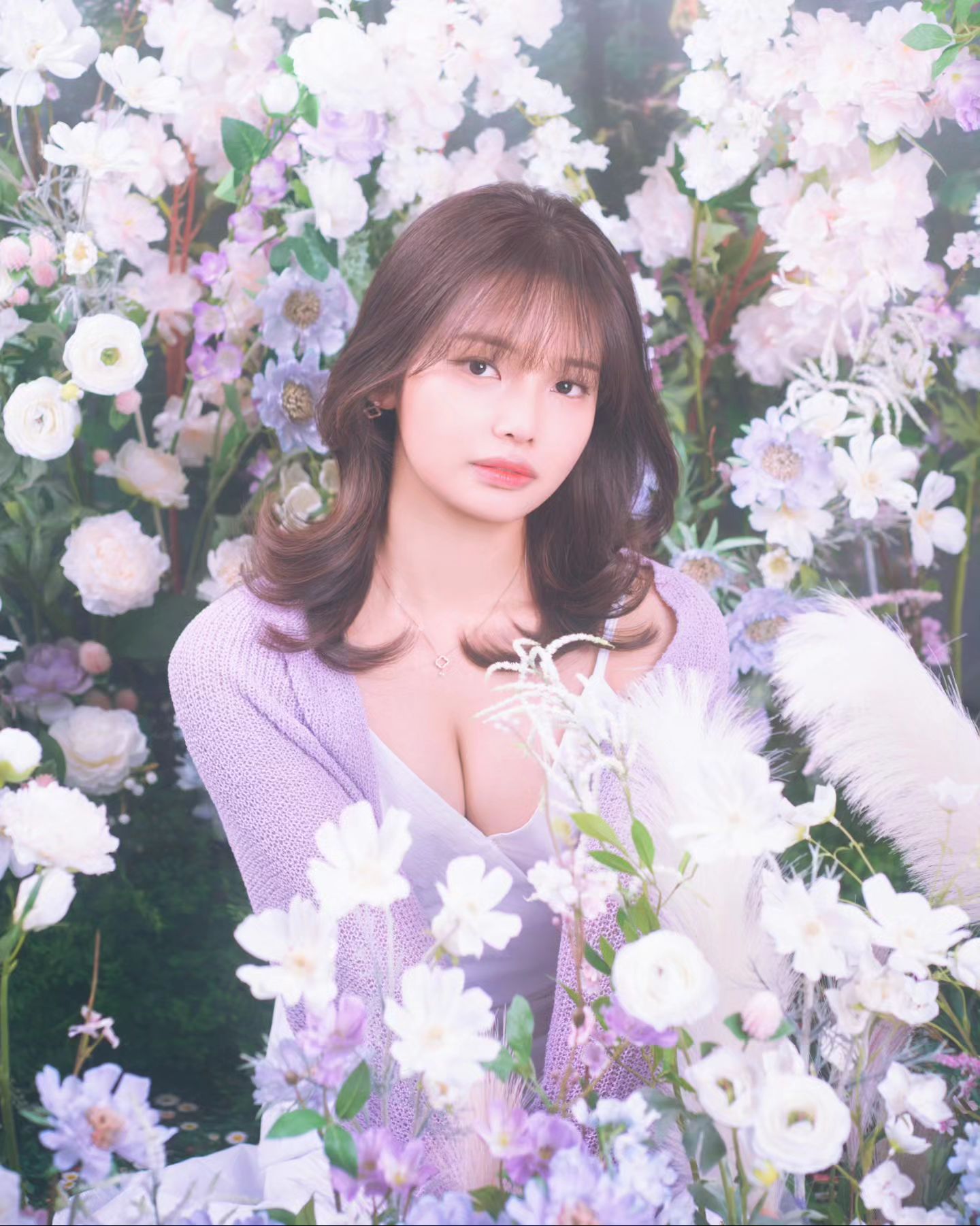 '나 또한 누군가의 첫사랑'
'그시절 우리가 좋아했던 소녀'

진짜 소녀 느낌 한가득 하게 찍어주신 작가님 졍말..💜
원본은 실제랑 다르다면서 원본도 이쁘게 찍어주시믄 우짭니까
멀어도 다음에 또 찍으러 오고 싶어질 것 같은 스튜디오

hair&makeup : kkomkkom
촬영 문의 : muhly.official

#구월동사진관 #구월동스튜디오 #구월로데오 #인천사진관 #부평스튜디오 #부천스튜디오 #프로필사진 #프로필촬영