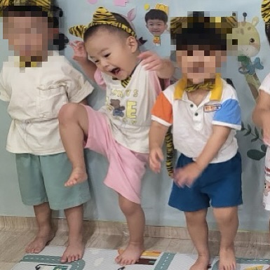 ⠀
⠀
2탄. 뭐 하나 버릴게 없는
키즈노트 사진이야🤎
호랑이 표현이 아주 기가맥히군
⠀
ㅋ̄̈ㅋ꙼̈ㅋ̆̎ㅋ̐̈ㅋ̄̈ ㅋ̄̈ㅋ꙼̈ㅋ̆̎ㅋ̐̈ㅋ̄̈ ㅋ̄̈ㅋ꙼̈ㅋ̆̎ㅋ̐̈ㅋ̄̈
ㅋ̄̈ㅋ꙼̈ㅋ̆̎ㅋ̐̈ㅋ̄̈ ㅋ̄̈ㅋ꙼̈ㅋ̆̎ㅋ̐̈ㅋ̄̈ ㅋ̄̈ㅋ꙼̈ㅋ̆̎ㅋ̐̈ㅋ̄̈
⠀
⠀