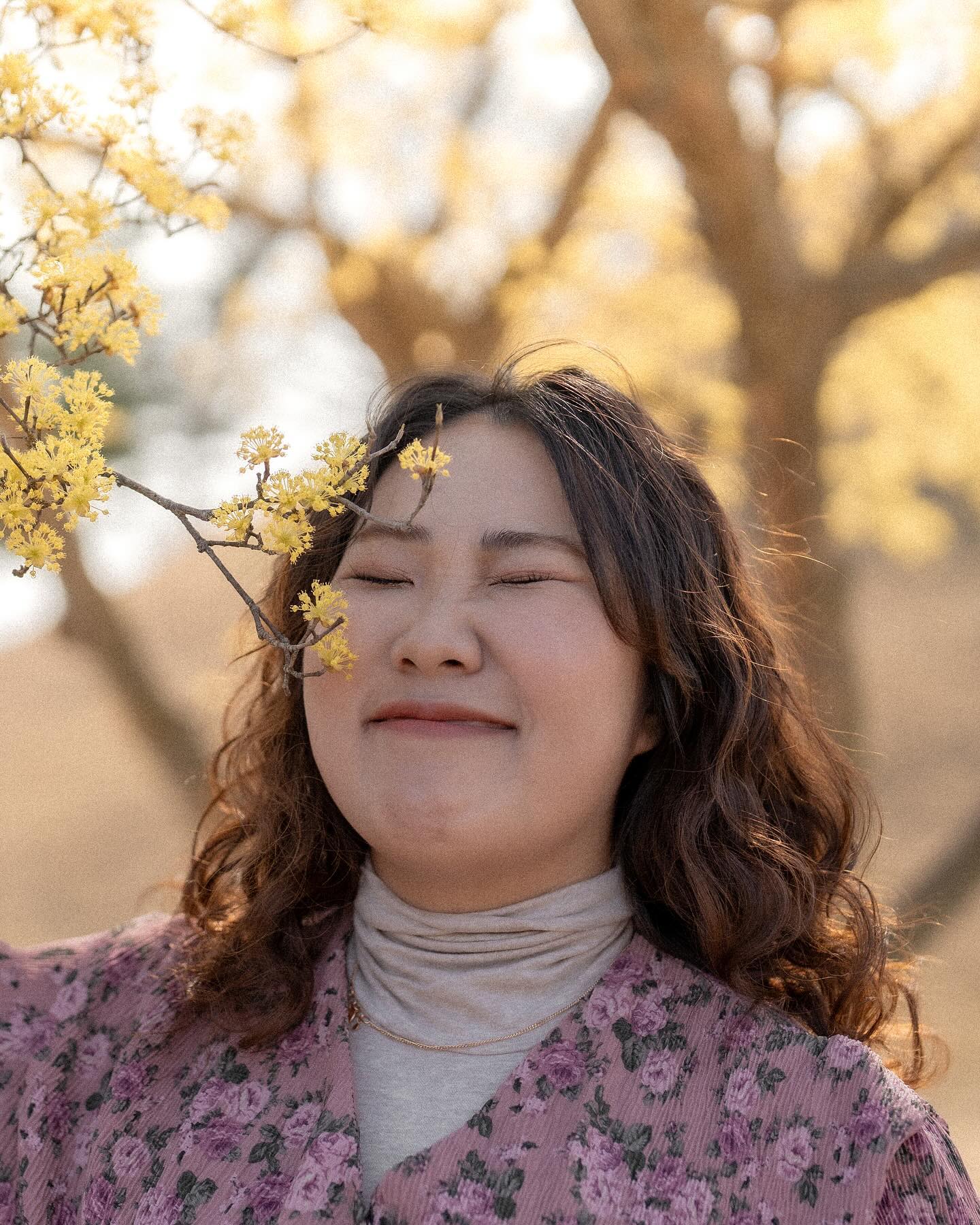 #경주
-
경주에서 이른 봄을 느끼고 오기💛
-
#경주여행 #산수유 #산수유꽃 #경주황리단길 #황리단길 #대릉원 #굳내여행 #여행기록 #소니이미지갤러리 #소니a7m4 #sonya7m4 #50mm12