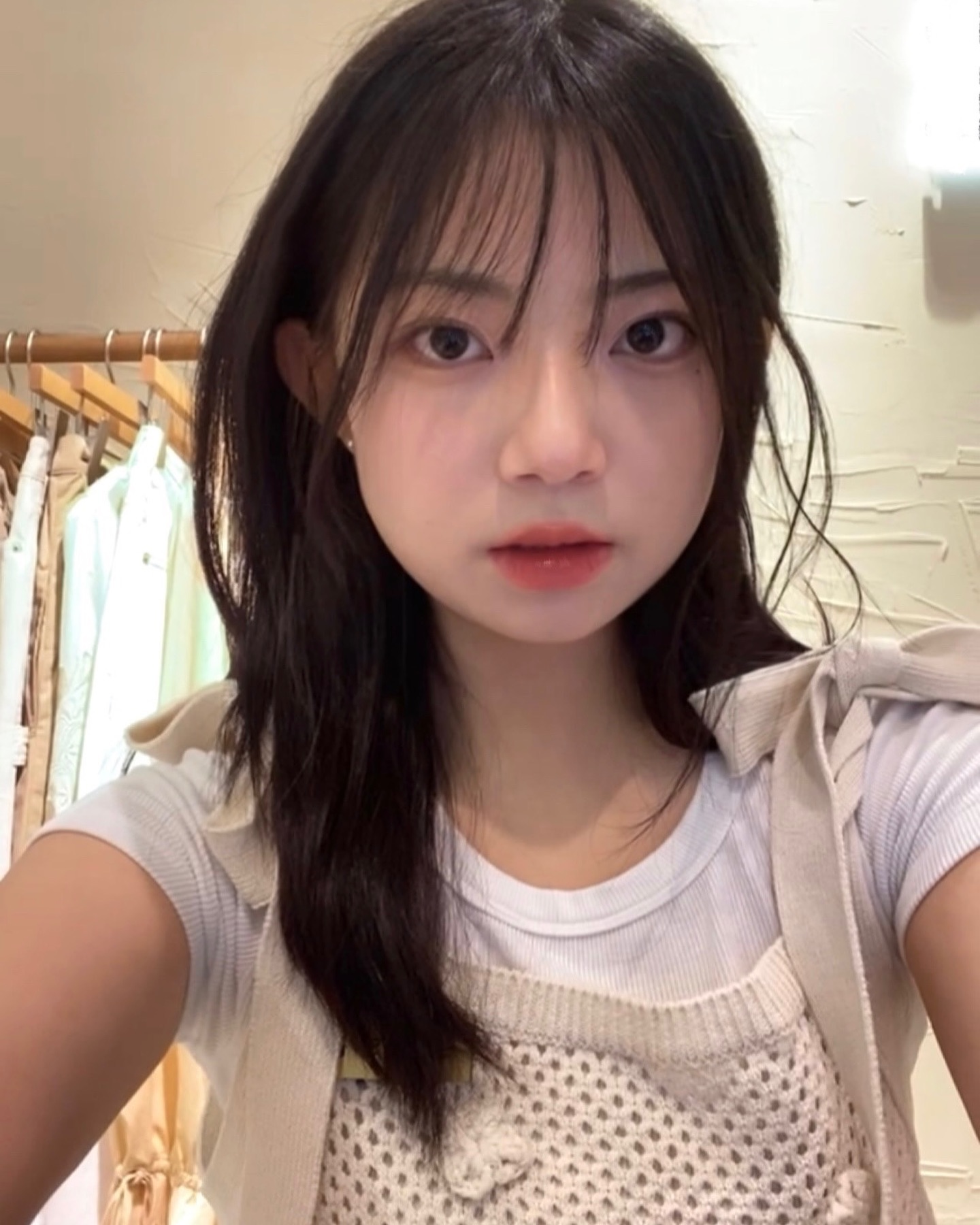 셤 끝나구 올만에 오늘은 봄웜 메컵😼ㅎㅣ