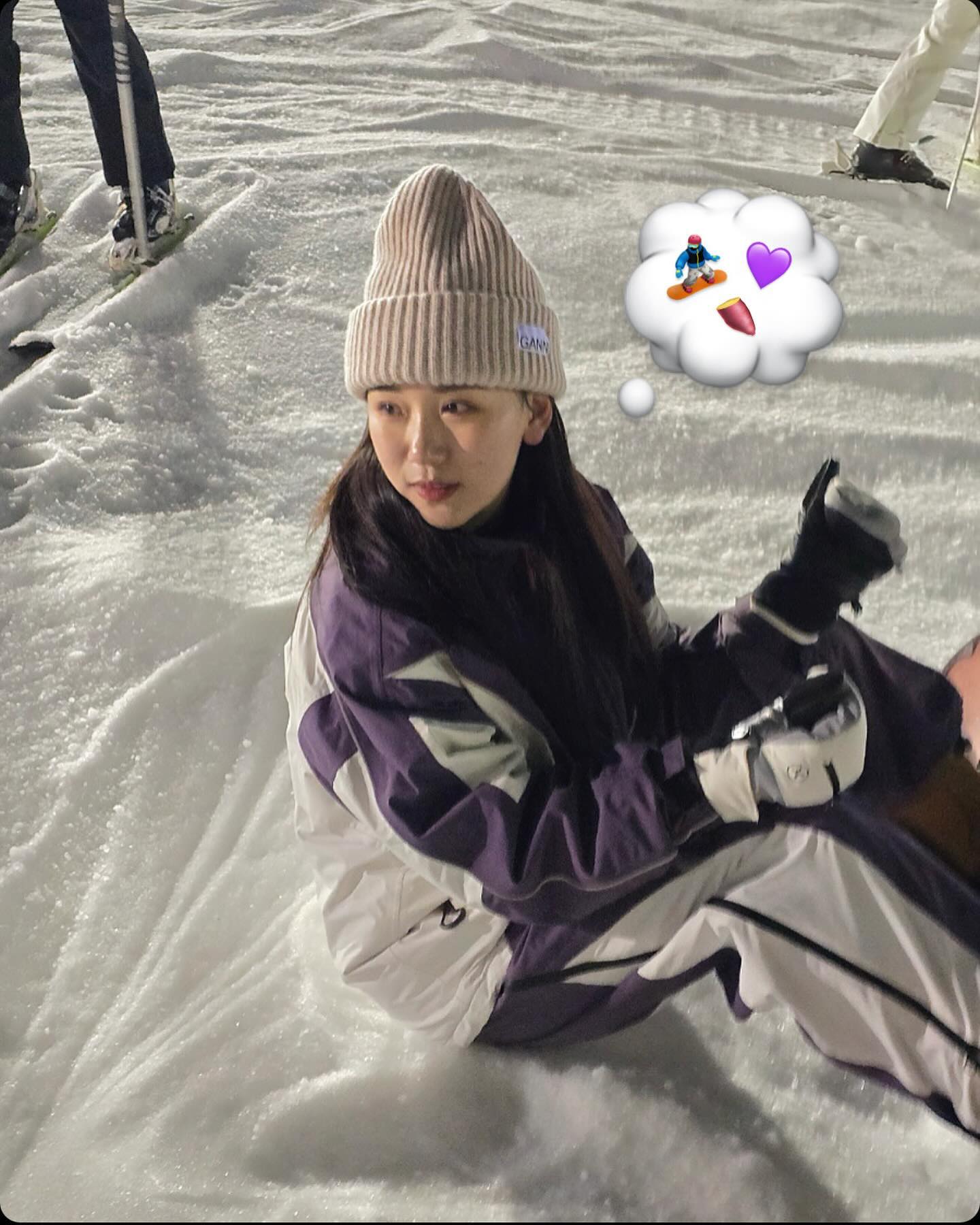 지산에서 보드타는 꼴뚜기를 보셨다면 접니다 ..💟🏂❤️
영상 빠져서 다시 올림 🥹