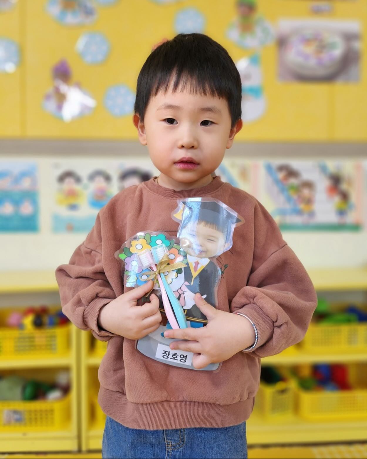 우리 호영이 4살 졸업을 축하해💜
싫어병 걸린건 언제 끝나….?😮‍💨