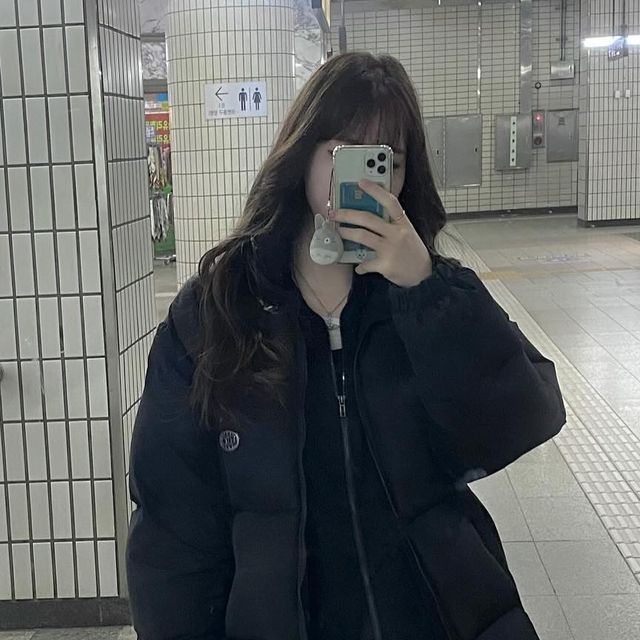 ᴄʜᴀᴇ_ʀɪɴ on Instagram: "#광고 유메즈헤어에서 유아디자이너쌤이 카키브라운으로 염색해주셨어요👩🏼🤍 너무 예쁘게 해주셔서 힐링 그 잡채,,( σ̴̶̷̤ .̫ σ̴̶̷̤ )♡ #천호미용실 #레