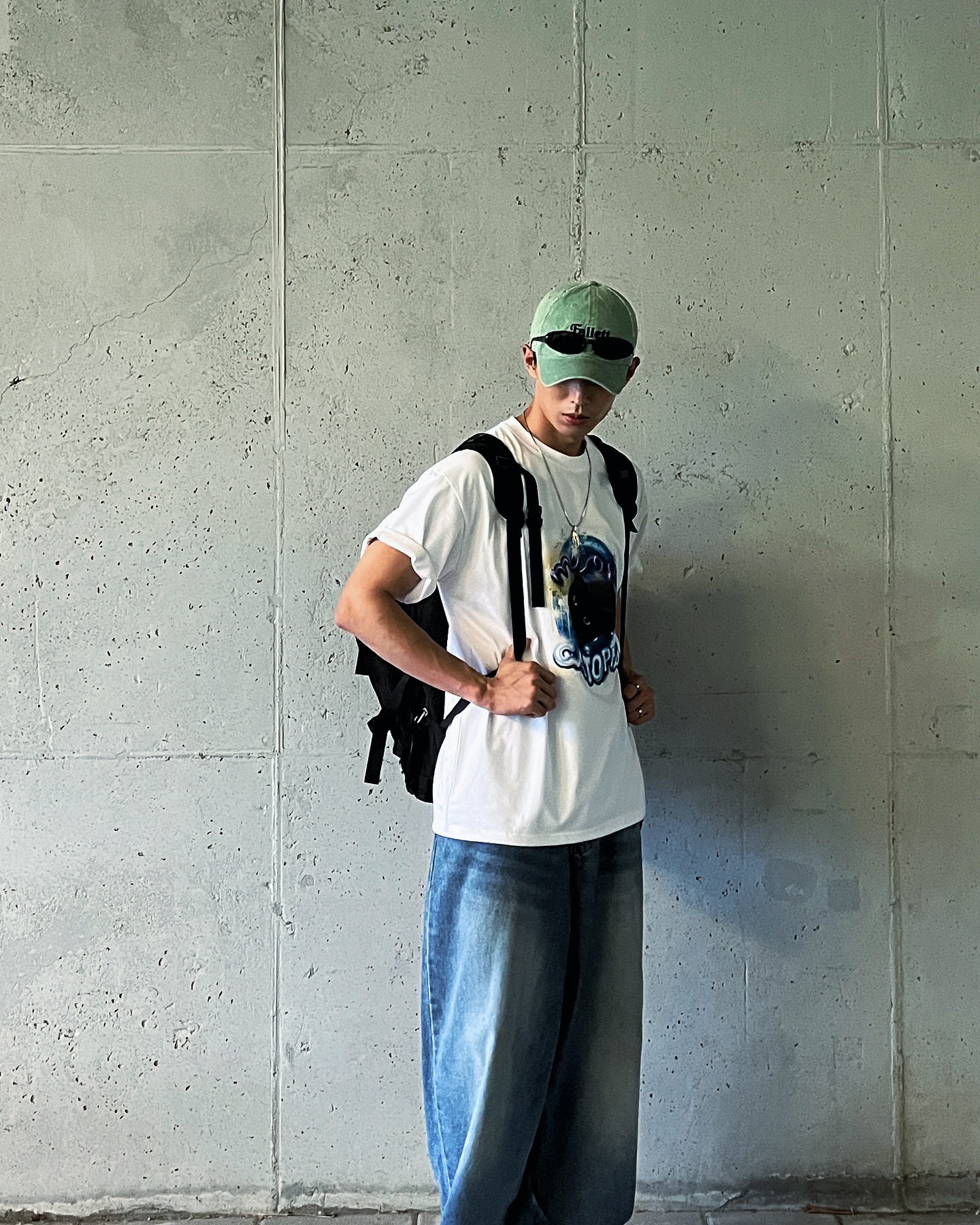 사랑에 빠졌습니다, 이 귀여운 고양이에게 🐈‍⬛💙

alvinclo_official

여름 국룰 패션 흰청 조합에 푸릇푸릇하고 청량감을 더한 힙한 코 디를 완성해 봤습니다:)! 🤭🍃🌊

🔻Model Profile🔻

▪️Height : 178cm
▪️Weight : 63kg

vastyle.official

#앨빈클로 #alvinclo #바스타일 #vastyle #피팅모델 #프리랜서모델 #쇼핑몰모델 #남자모델 #남자패션 #남자여름패션 #남자코디 #남자여름코디 #패션인플루언서 #패션인스타 #패션계정