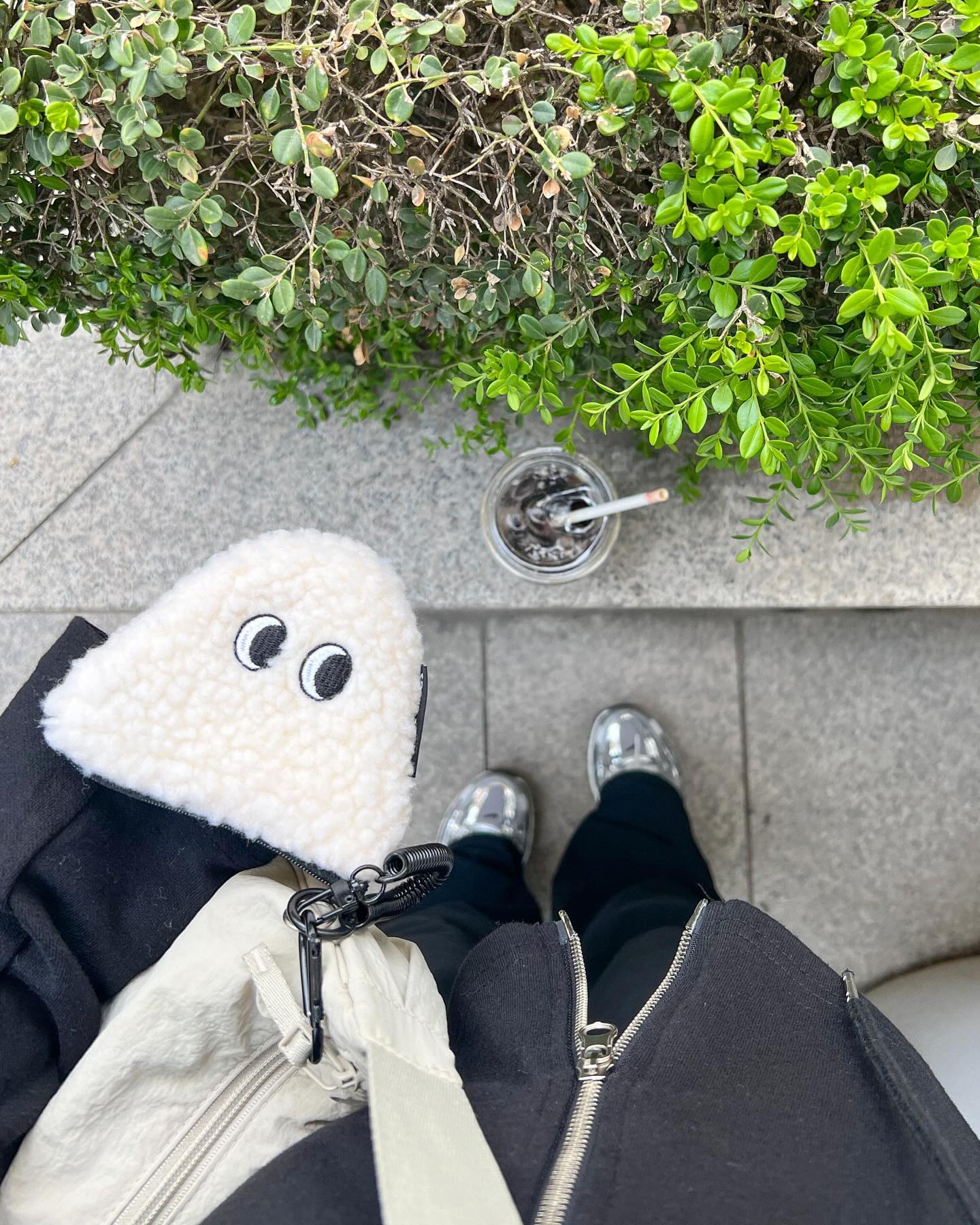 약속 넘쳐나는 이번 주. 🫶🏻
살이 아주 쭉쭉 찌겠구나………….
.
.
.
#영덕회식당 #순희네빈대떡 #창신육회 #설빙