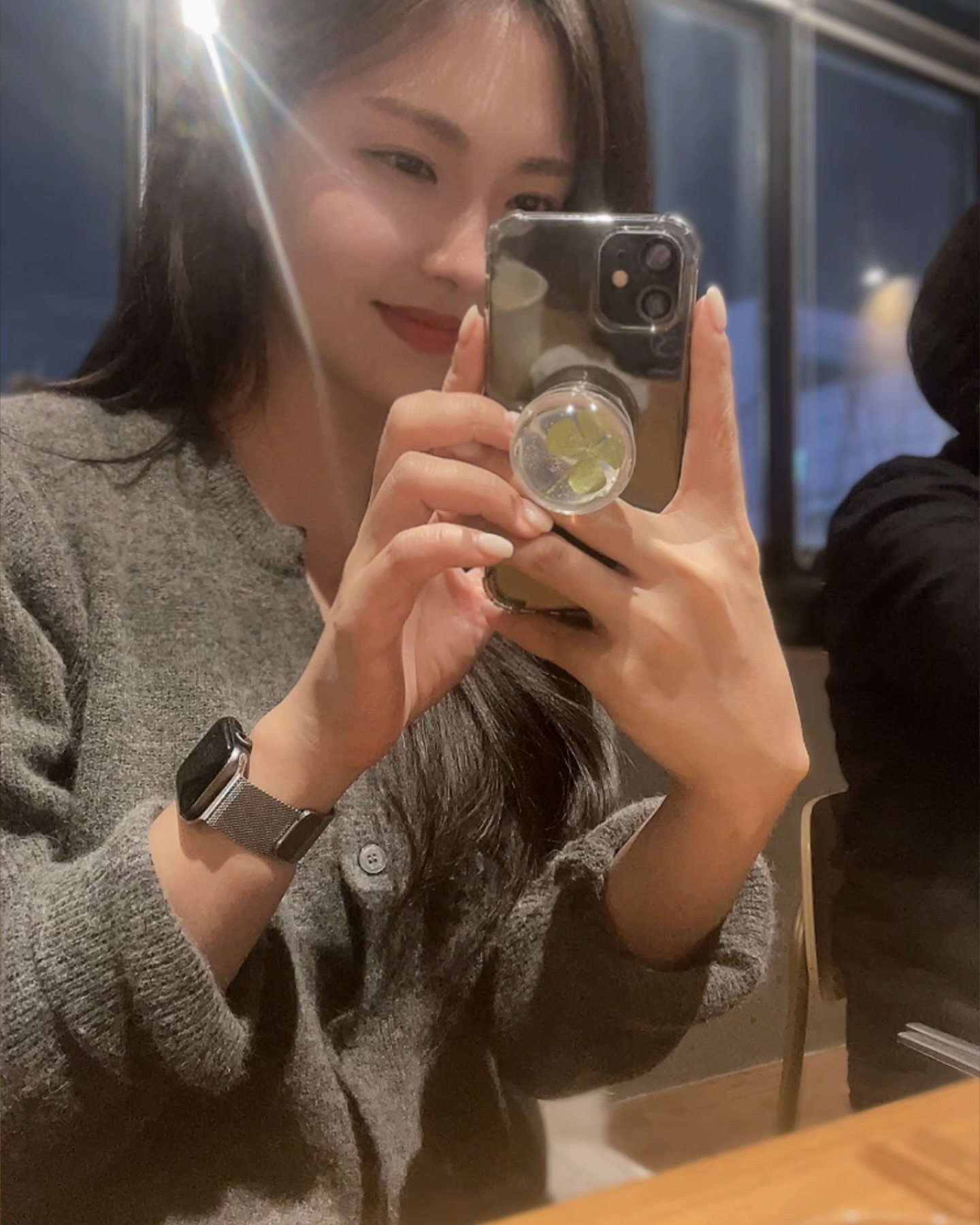 메리크리스마스💓

라고 건물 교회목사님이 내려오셔서 인사하심🎄