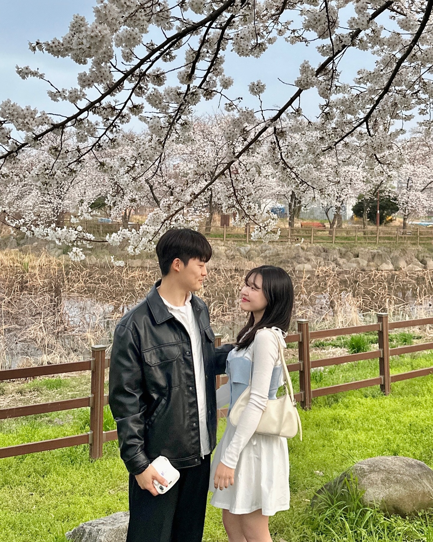 겨울•봄•여름 👩🏻‍❤️‍💋‍👨🏻💝