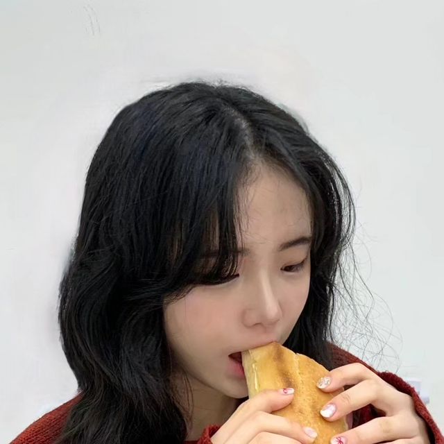 문서현 on Instagram: "🥪🩷 . 인생 첫 잠봉뵈르!! 특이한 메뉴들에 카페 음료들까지 맛있어서 대만족이었던 로드 샌드위치 서울 방이동(잠실역 근처)점! 먹물바질샌드위치가 내 1픽..♡♡ . [