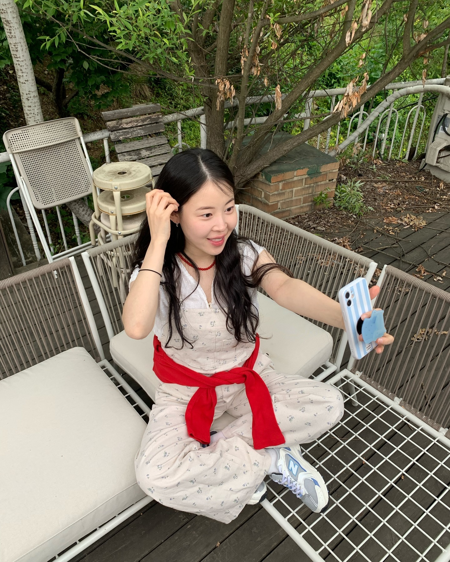 예쁜 척을 100번 정도 하다 보면 
10장 정도는 건집디다,,허허
근데 이제 나머지 90장은 마지막 사진처럼 나오는 불편한 진실
(모두 휴지통으로)
juyoung_0104 님께 심심찮은 감사를 올리며📮