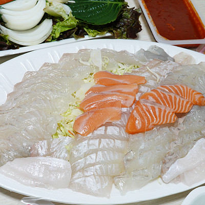 팔달로횟집 아리회수산, 광어회 저렴한 가격에 배 터지게 먹었어요~!