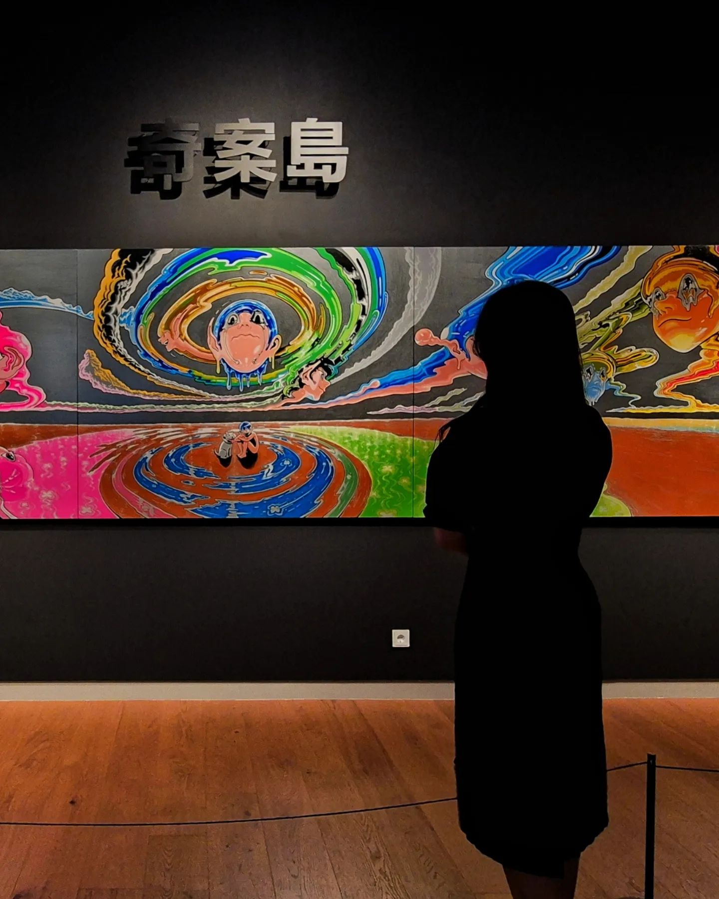 👨‍🎨기안84 제 2회 개인전
奇案島(기안도; 기묘한 섬)
평범한 우리의 일상과 가까이 닿아 있어 공감됐던 기안84 전시.
기안84는 오리지널리티의 힘이 대단한 것 같다. 그래서 참 좋다🖤
ㅡ
전시 정보를 늦게 알아서 전일 매진;;;
혹시나 싶어서 전시 6일 앞두고 사이트 접속해보니까 마지막주 평일특별예매권을 판매하길래 바로 예매해서 다녀옴.
