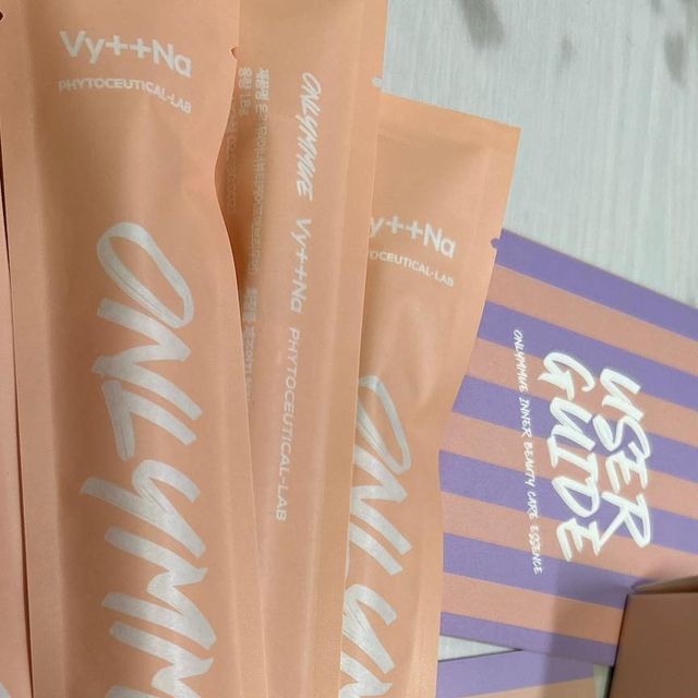 @jjjjssss11 on Instagram: "#광고#빛나#vyttna#온리뮤#onlymmue#여성청결제 @jkaura.official 🧡빛나는 라이프스타일의 완성💜 외적인 아름다움뿐만아니라 감기같이 찾아오는 내적인 아름다움관리 #질염#