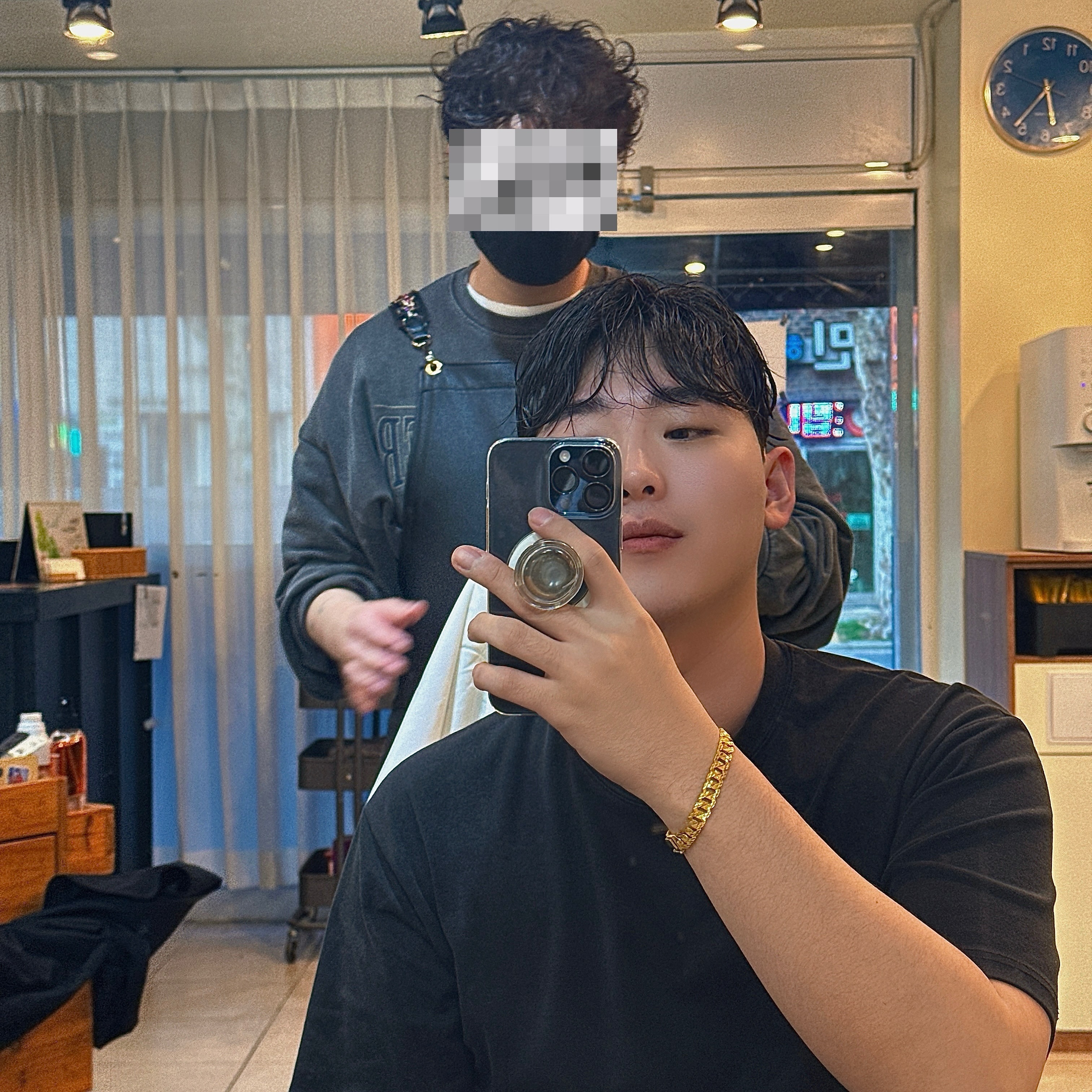 흠😕
.
.
.
.
.
.
.
.
컄.쿜