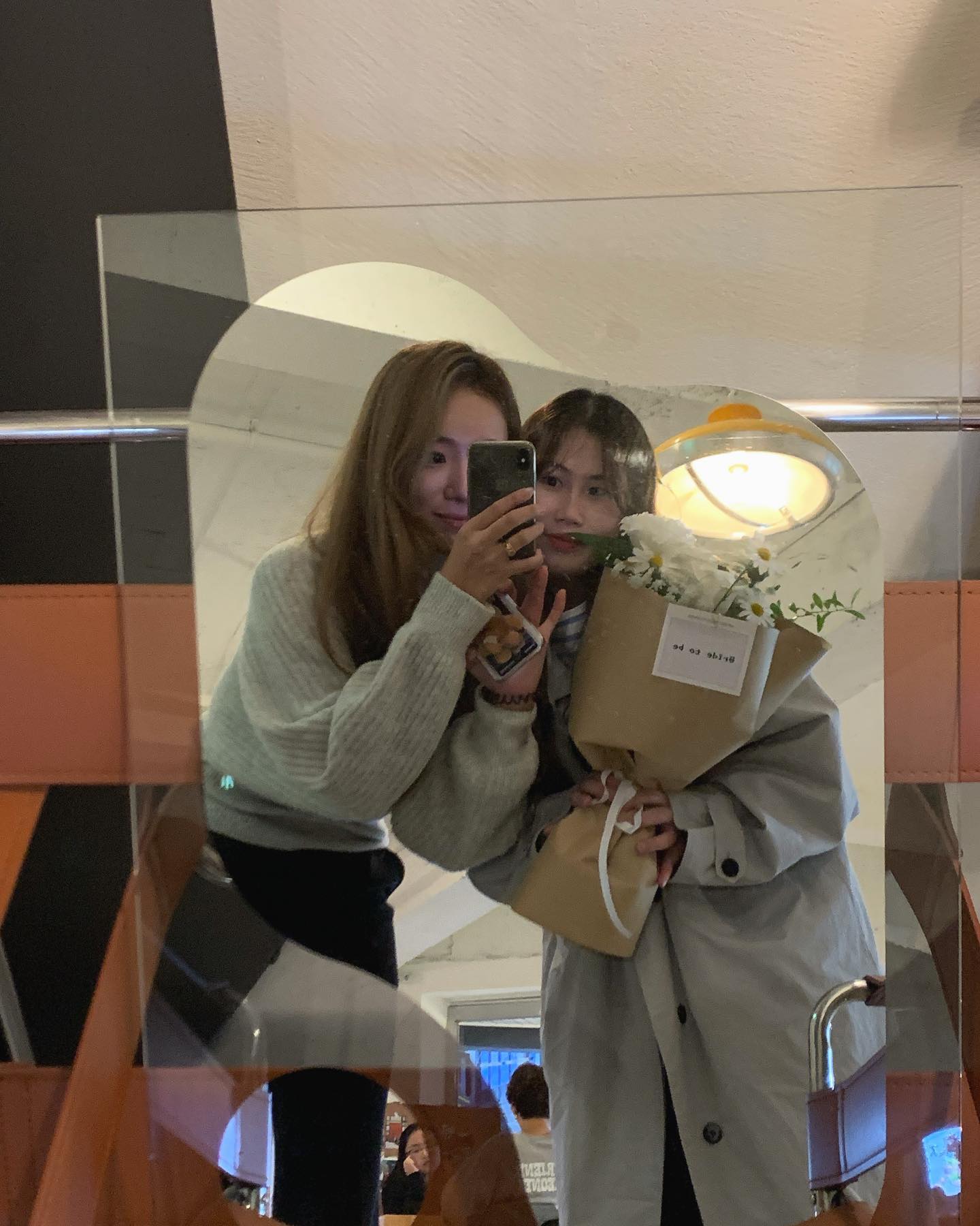 가끔 보아도 익숙한게 좋은 우리 
우리 이렇게 늙어가자 🫧🫶🏻
#happybridetobe