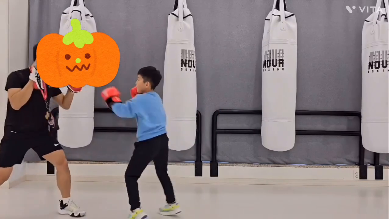 #킥복싱4개월차
#이쁜내강아지
#동탄블로우짐
#운동하고매달1센치씩자라는중