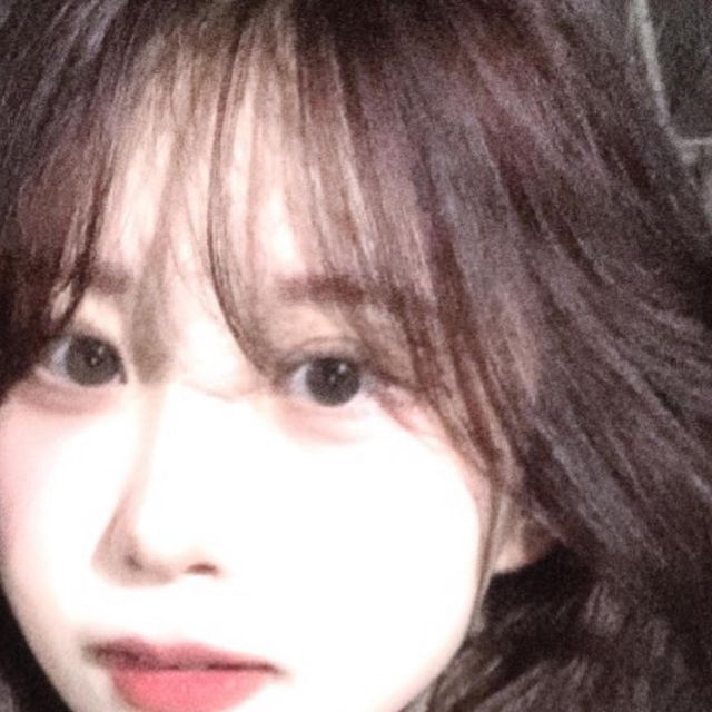윤가은 on Instagram: "#광고 12월인데도 날씨가 따뜻해서 겉옷 입기 애매했는데 귀여운 루즈핏 패딩 베스트 덕분에 너무 덥지도 춥지도 않게 데일리룩 완성🤍 컬러감도 따뜻한 베이