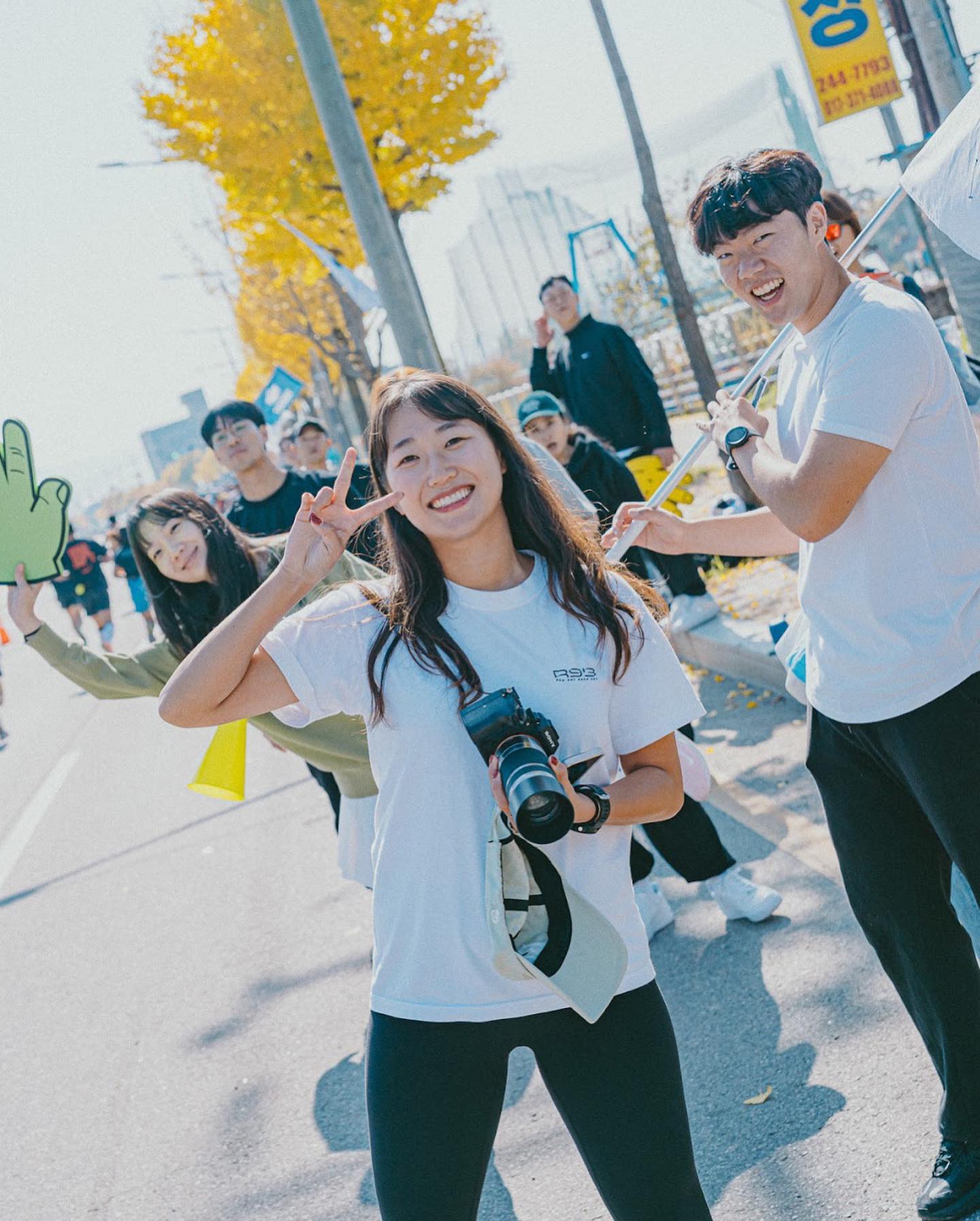 2023 춘천마라톤 응요 🍁❤️

춘마 응원 하면서 뛰고 싶어서 둘썩 들썩 했지만,
당장 내일 모래 제마 풀코스가 다가와버림,,,✨

제 풀코스는,,
잘 즐기다 오겠습니다 💪🏻
(많은 응원 부탁 드림니당)

📸 chicken_kings  dahm._.y 
🙏🏻 93runners 

#2023춘천마라톤 #춘천마라톤 #2023jtbc서울마라톤 #2023jtbcseoulmarathon #jtbc서울마라톤 #fullmarathon #풀코스마라톤