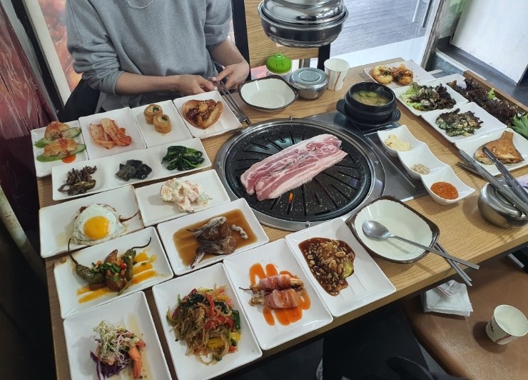[경기광주맛집]행복솥뚜껑쌈밥-상다리 휘어지는 한정식 반찬