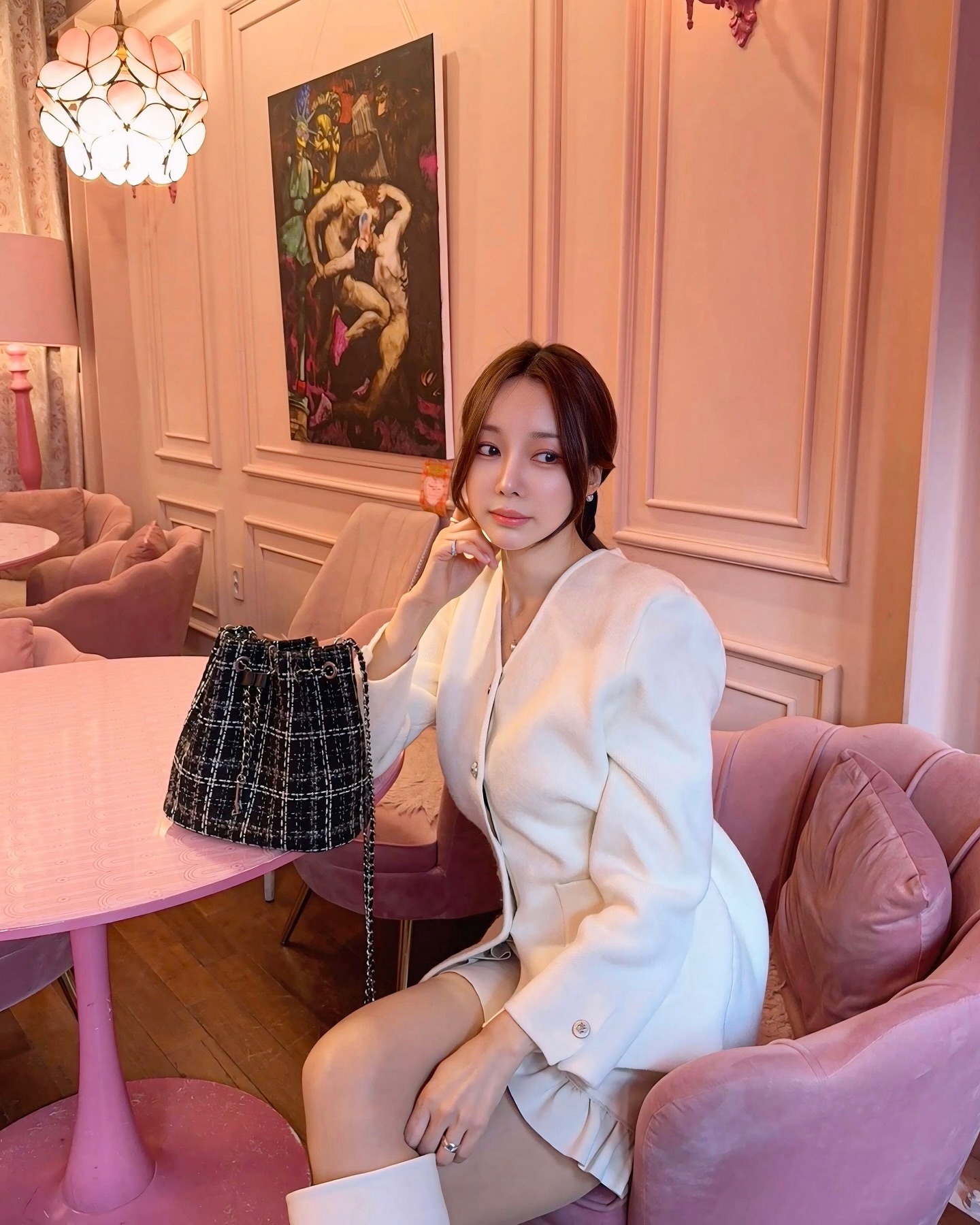 #광고 👛🖤

ᵀᴴᴱ ˢᴱᴬˢᴼᴺ ᴼᶠ ᵀᵂᴱᴱᴰ.

#무신사 #마르헨제이 #트위드 #트위드가방 #겨울가방 #연말 #체크패턴