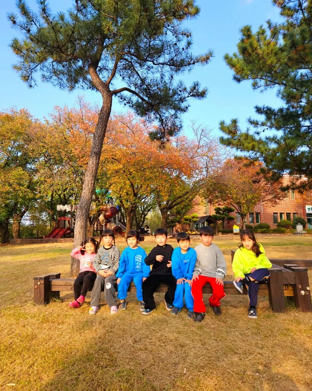 가을가을하구나🍂
.
.
.
.
#운문친구들
#이쁘다그램 
#졸귀탱
#사랑스러워