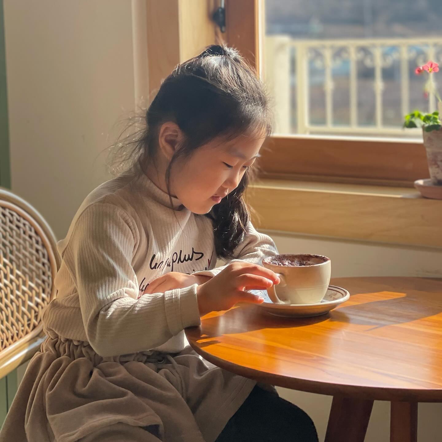 라엘 :-) #초코라떼 ☕ ,

-

우리언니야 분위기 무엇🫢
#내베프 이라엘, 
오늘도 사랑함🫶🏻ㅋㅋㅋ

,