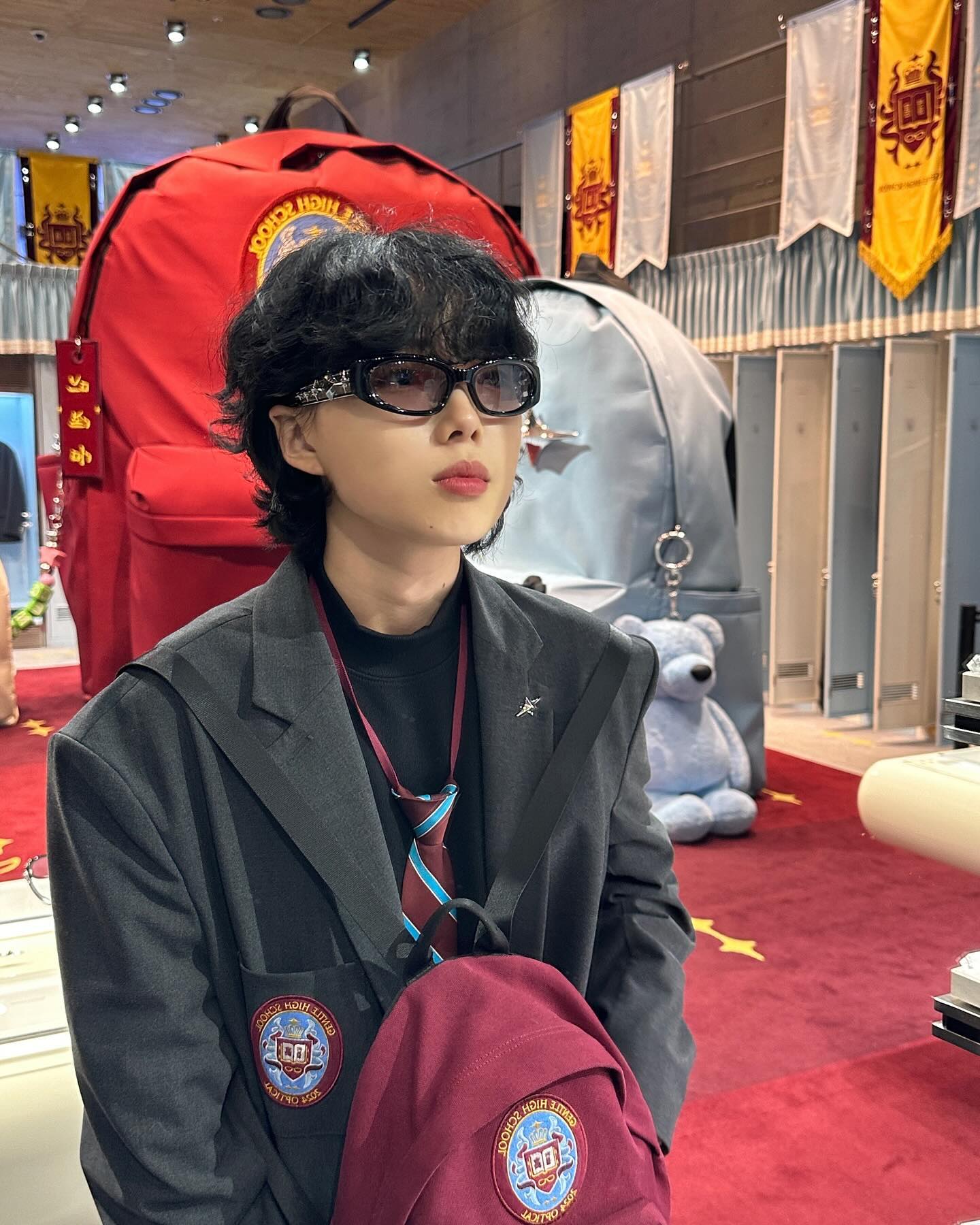 요즘 애들 교복은 Hip po 🦛