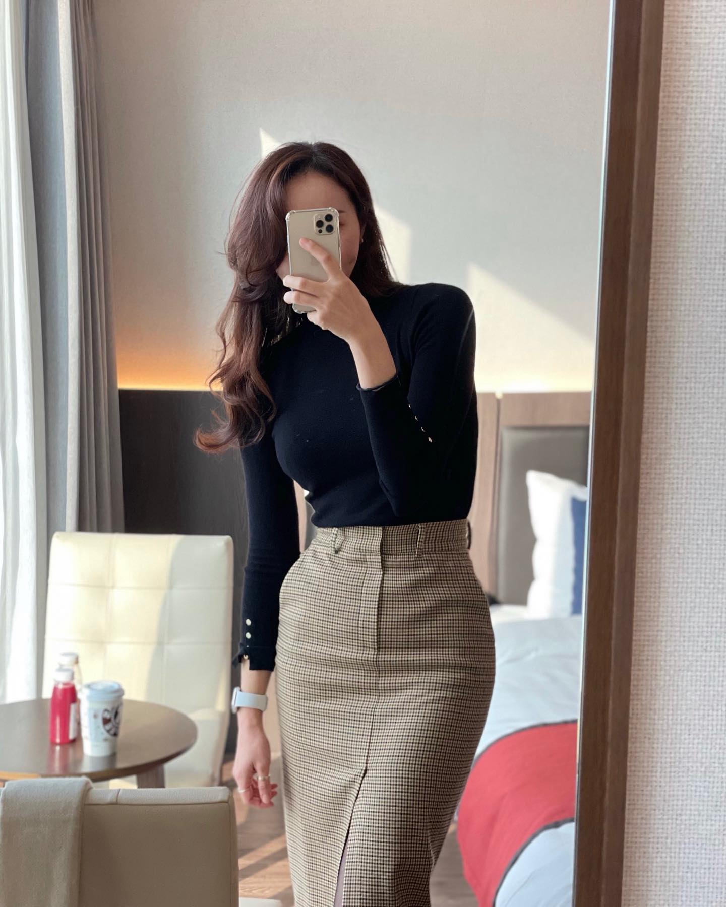 결혼전에 남편이랑 연애할때쯤엔
제가 진짜 말랐었거든요..
임신에 유산을 두번하고 나니 
몸이 너무 망가지고 살이 많이 쪘어요..

뭐 유산만이 이유는 아니겠지만😆
요즘들어 제가 거울속 제 모습을 보니
우울하네요💦💦💦
저는 진짜 다이어트 선전포고합니다!!
다이어트 꿀팁, 운동, 
제품들 많이 추천해주세요❤️
온갖 수단 가리지않고 살뺍니다 이제정말
화이팅🌈🌈🌈🌈🌈
꽃길만걷자 솜이언니화이팅😍