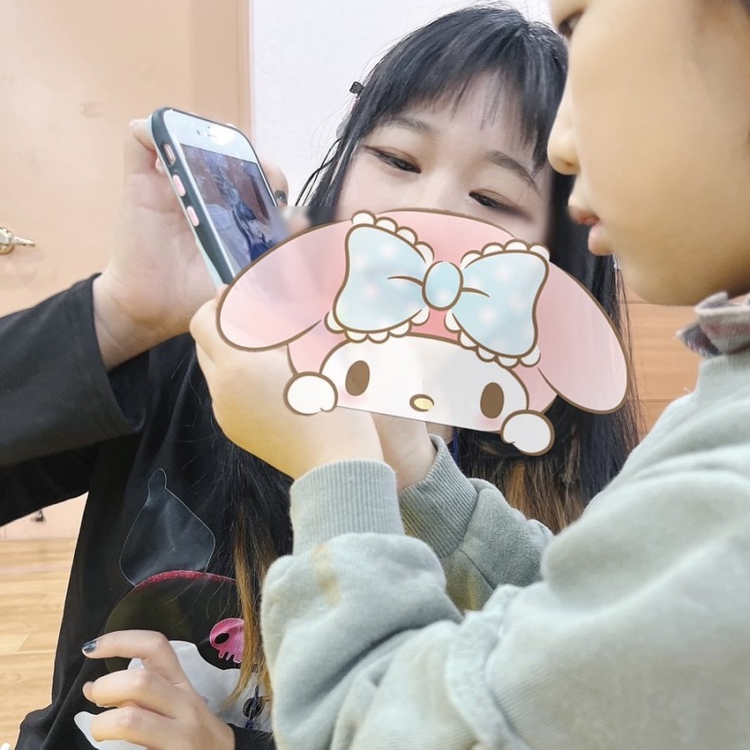 역시 쿠로미 옷을 입고가니 애기들이 좋아한당 💜