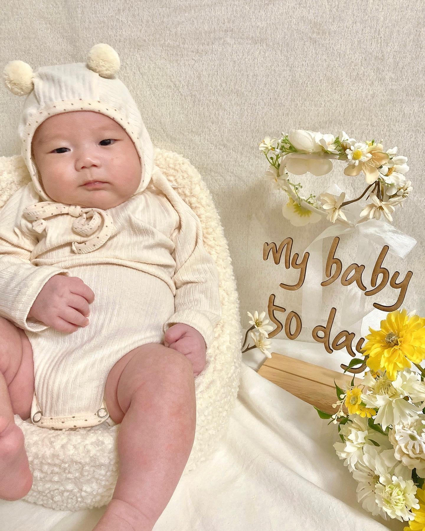 ෆ

쩡미니 50일 👶🏻🫶🏻 

찍기 쉽지안코만요,,

#포엠테이블