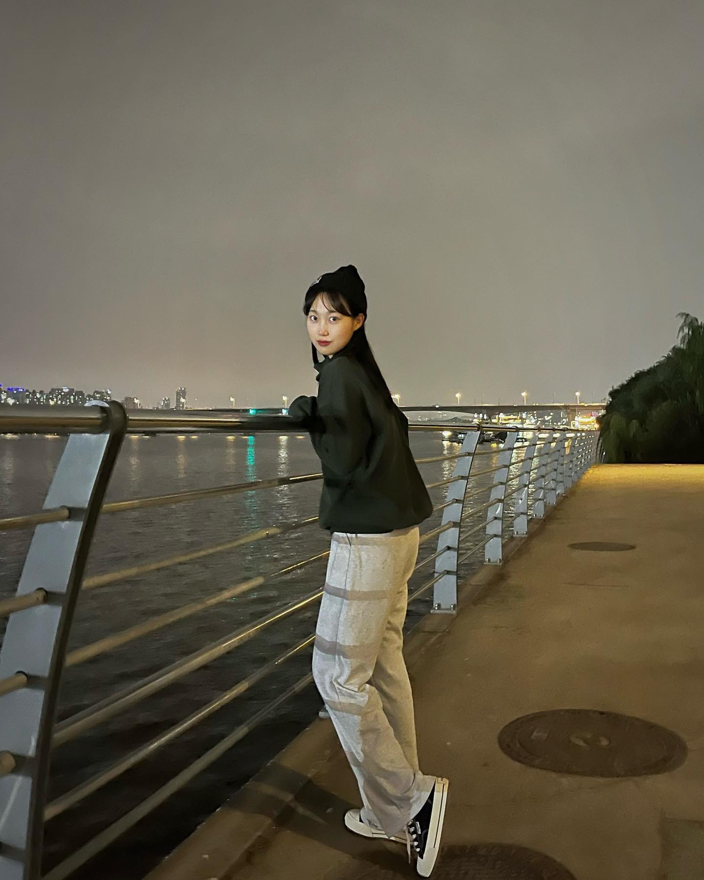 왕 왕 왕 귀여운 내 신발 보고 가세요 이것 또한 무스비 #포즈간츠 #포즈간츠무스비