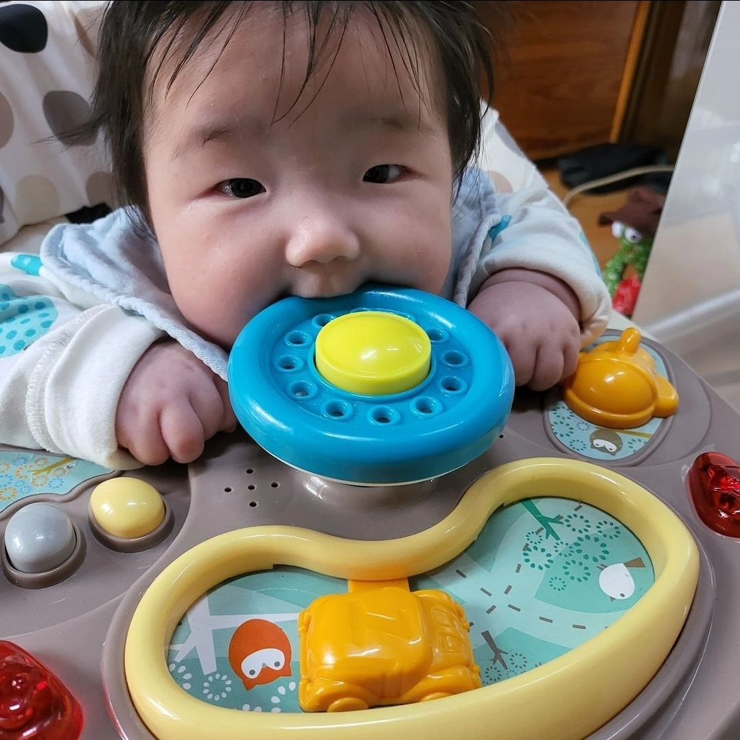 아기시절태후니 아기태유리

kim_myung_gi_0827