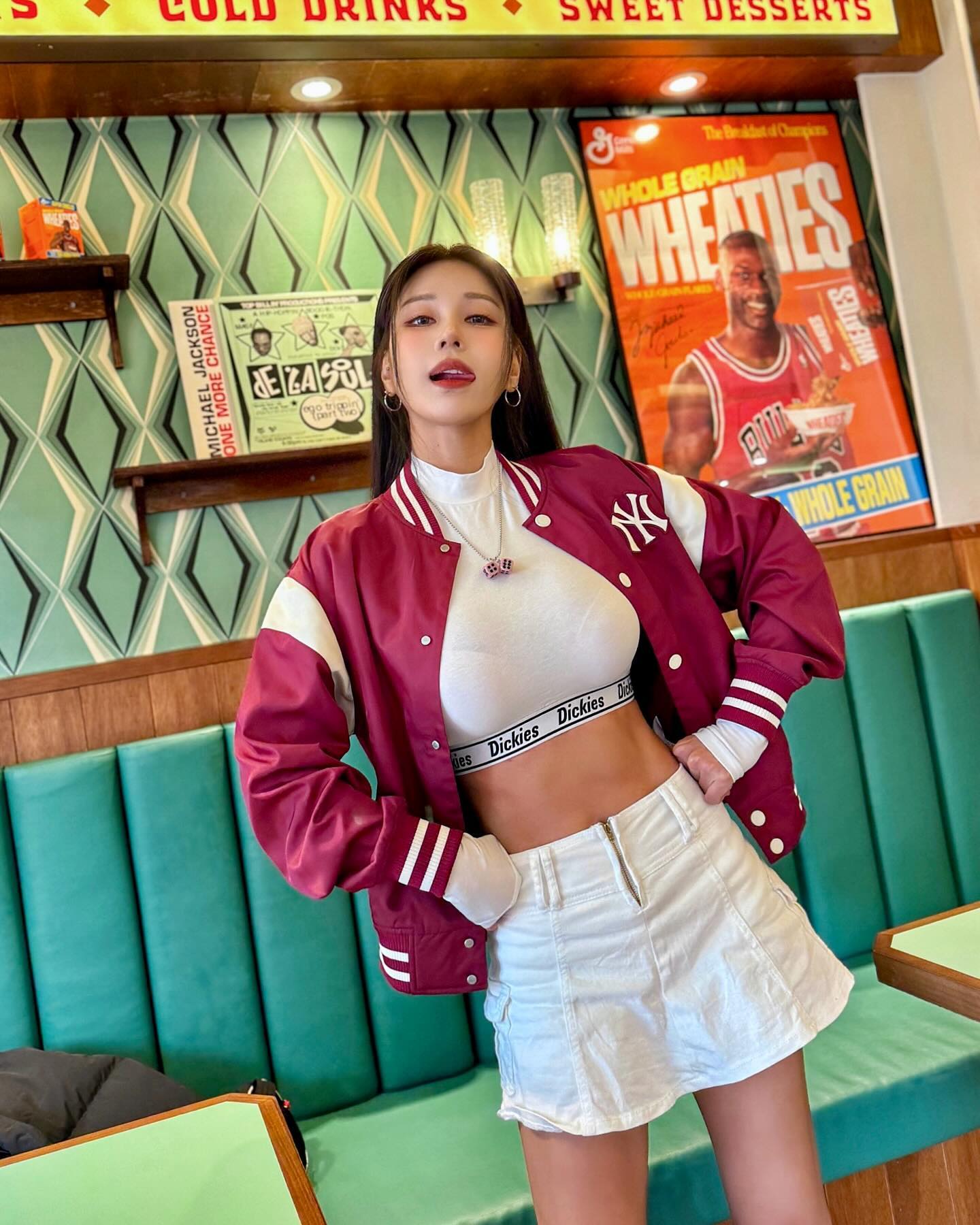 #유료광고 새해 첫 사진🥰 

#mlbkorea #mlbcrew #mlb바시티자켓 #mlb모자 #mlb볼캡 #mlbcap