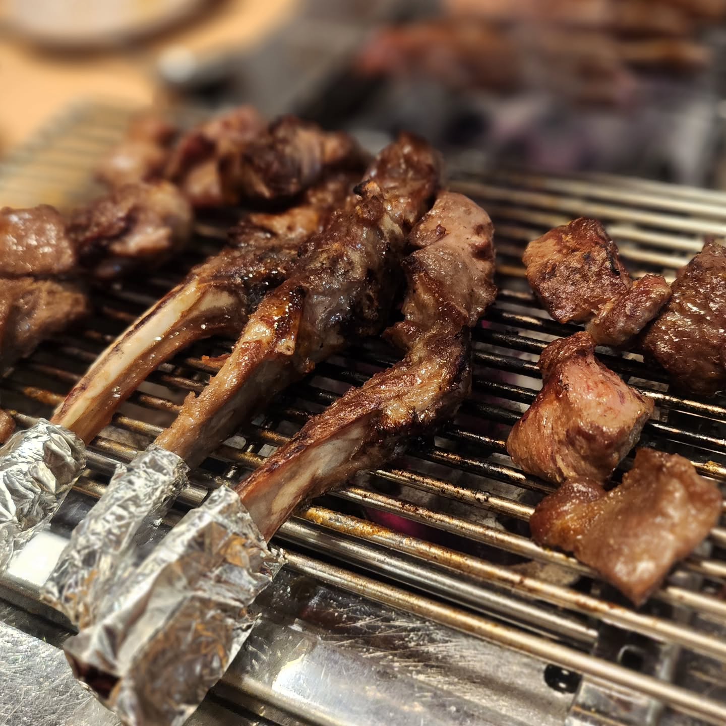 .
#양꼬치 #양갈비
.
말 많이해서 목아픈데
언제 이렇게 많이 먹음? 
#수다대마왕모임