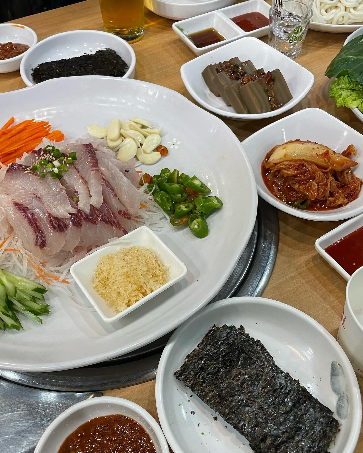 봄엔 쭈꾸미래요💓 막회도 맛있고 쭈꾸미 샤브도 너무 맛있던 해물명가 구룡포! 자유라 더 맛있었을 수도 있지만 다음에 지니 데리고 꼭 와야지 생각한 맛집이었다✌️

#먹부림 #먹스타그램 #맛스타그램 #제철음식 
#쭈꾸미샤브샤브 #막회