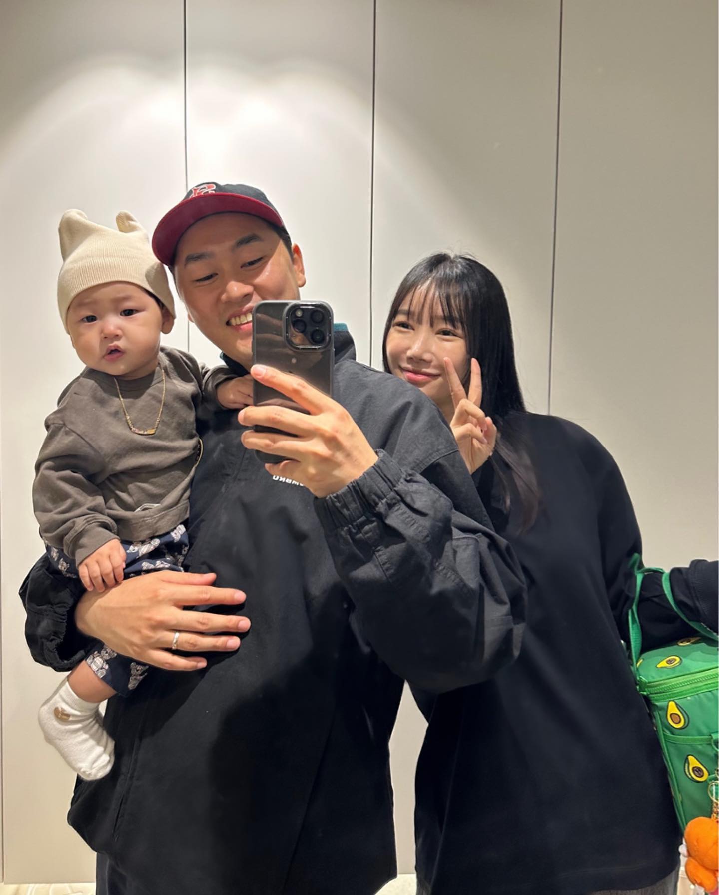 오늘도 둘이 찍고있는데 낌💗
#채근부부