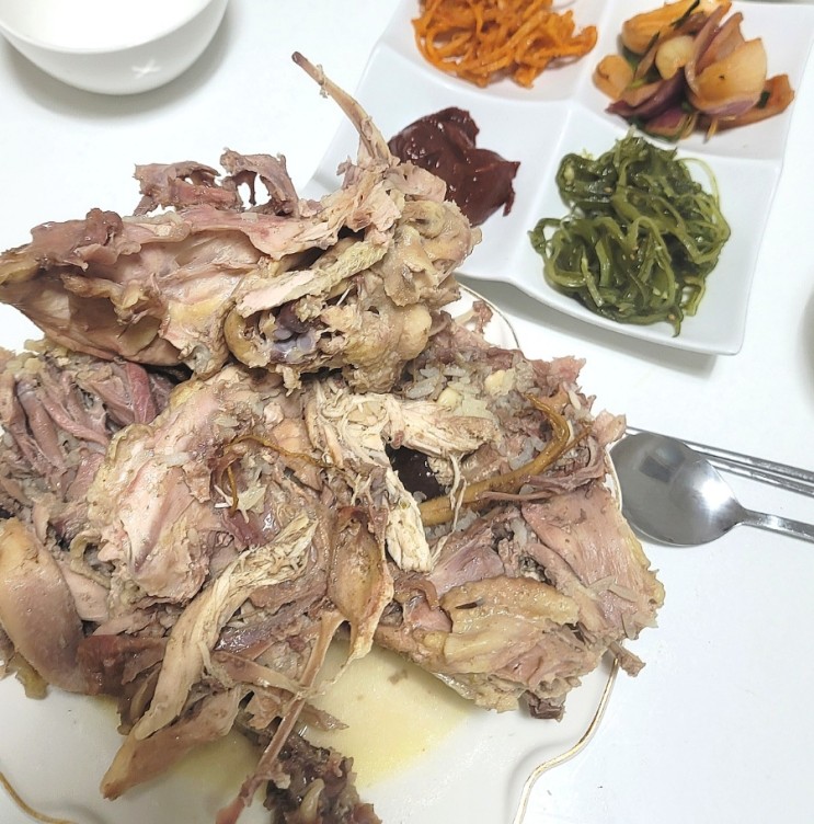 가족보양식 낭만밥상 부드러운 수비드 토종닭백숙 밀키트 캠핑요리 집들이음식