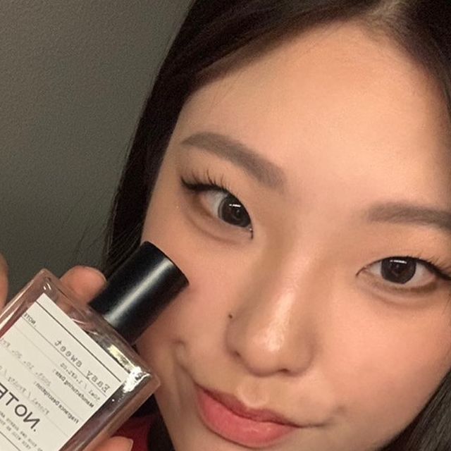 Sean | 정시현 on Instagram: "#광고 @dotnote.perfume 오늘 강남향수공방 닷노트에 다녀왔습니다:) 프라이빗한 공간에서 개입 없이 자신만의 특별한 향수를 만들 수 있는 공간이였어요! 총