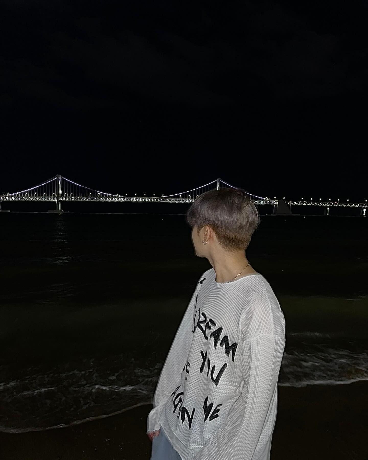 입수해서 물고기 잡으면 만원