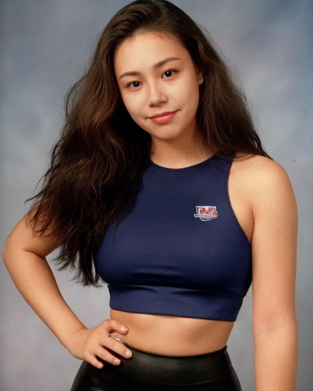 #하이틴룩 
내가 저 시절에 태어났으면
저런 재질이였을까?

오랜만입니다🙋🏻‍♀️
철저히 치료+휴식 병행하느라

즐거운 추석 연휴 보내세요🩷

#하이틴ai #메리추석❤️