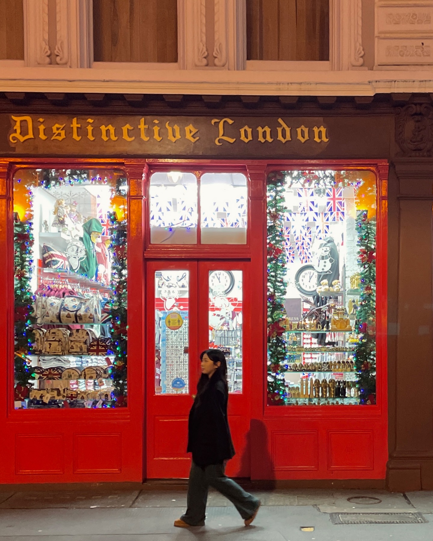 🇬🇧💂🏻‍♂️🎄🎅🏻